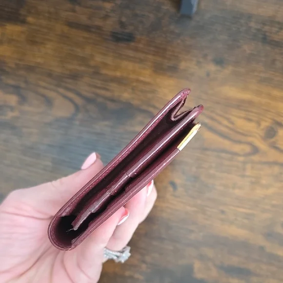 Cartier Maroon Leather Card Holder with Gold Logo - Picture 5 of 12